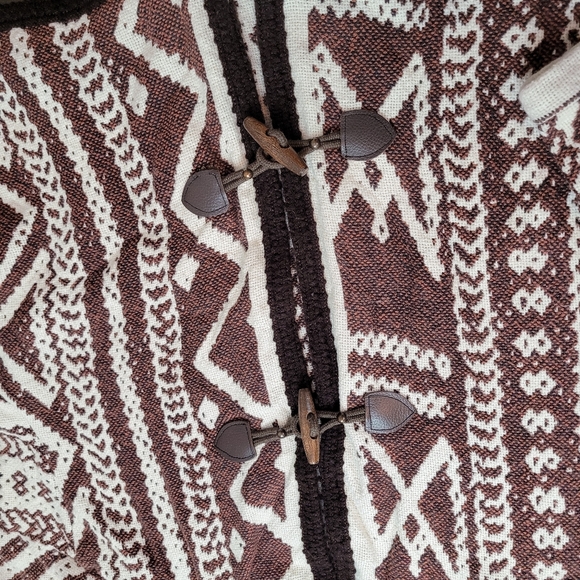 Vintage Southwest aztec Brown and white Cardigan - Picture 3 of 13
